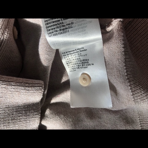 H & M Fine Knit Taupe Cardigan Sz XL - Picture 8 of 8